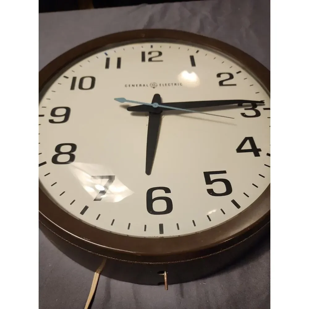 Vintage General Electric Industrial School Wall Clock 14” Brown Model 2012 Works